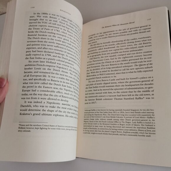 Krakatoa: The Day the World Exploded Book History Volcano Eruption 1883 - Picture 9 of 11